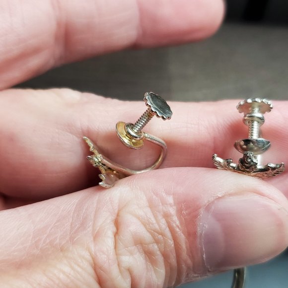 Sterling Silver Feathered God Large Hoop Screw On Earrings - Picture 4 of 6